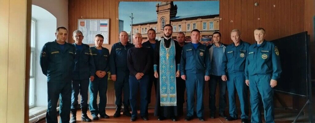 Молебен в день иконы Божией Матери, именуемой «Неопалимая купина».